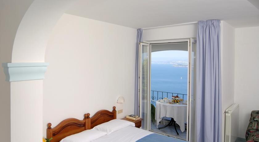 La Pergola Del Torchio Bed and Breakfast Ischia Exteriör bild